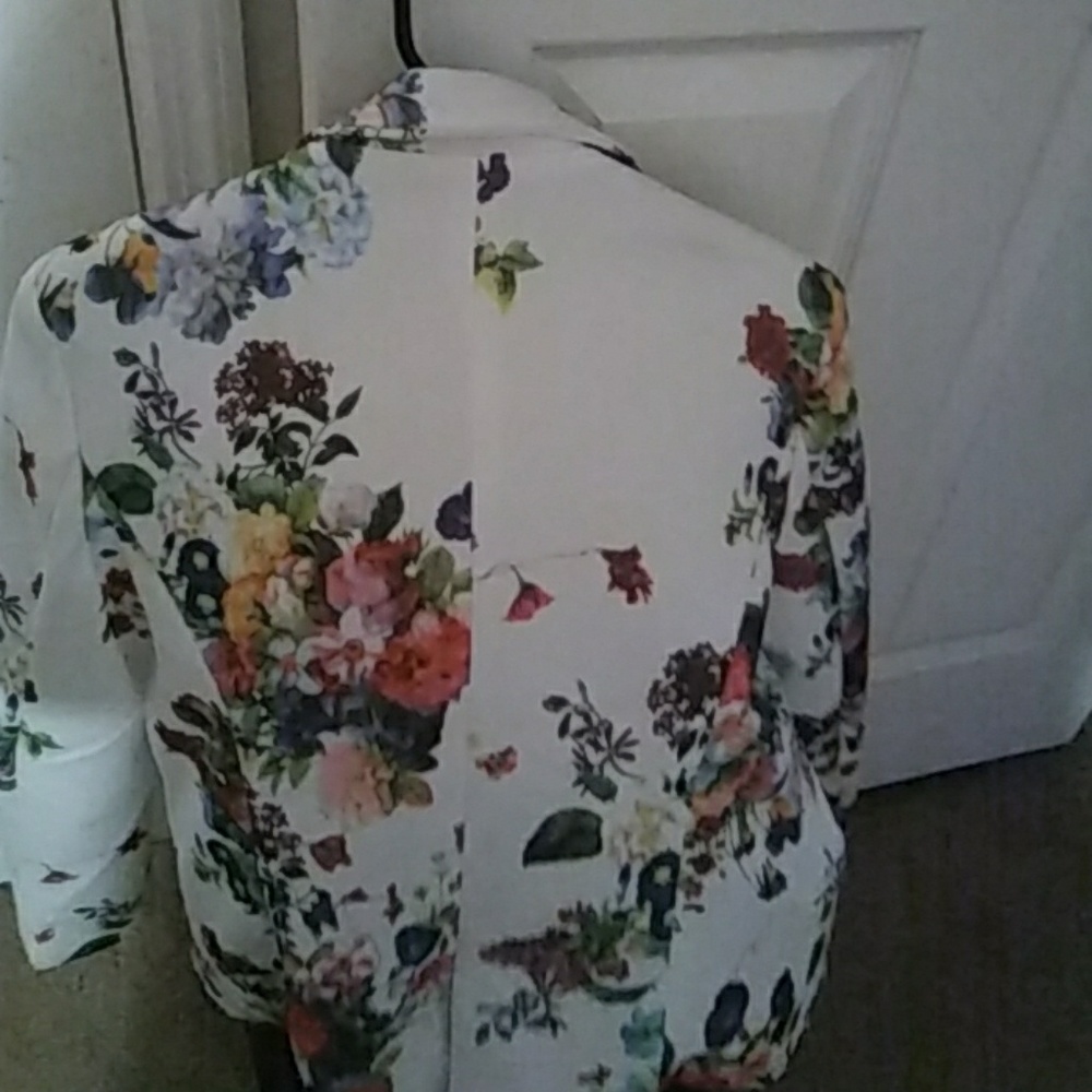 Jacket - Picture 4 of 4